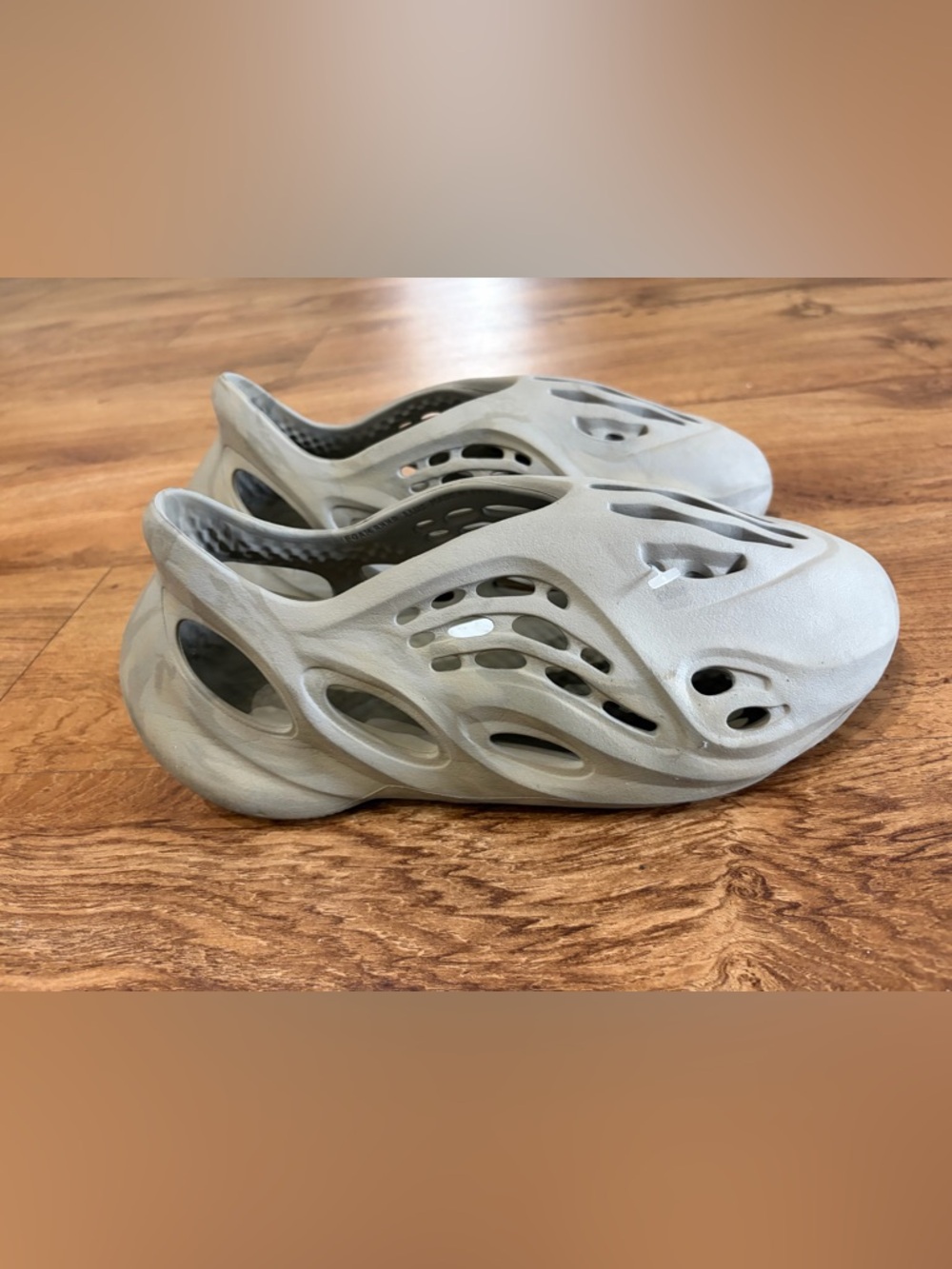 ADIDAS YEEZY FOAM RUNNER